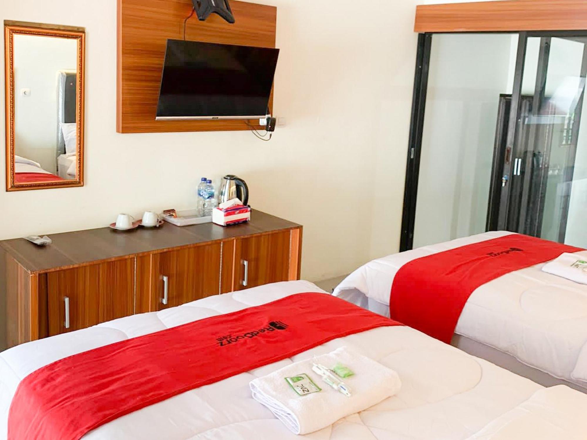 เรดดอร์ซ เนียร์ มิวเซียม กูนุง เมราปี Hotel กาลีอูรัง ภายนอก รูปภาพ